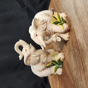 Fitz and Floyd elephant shakers